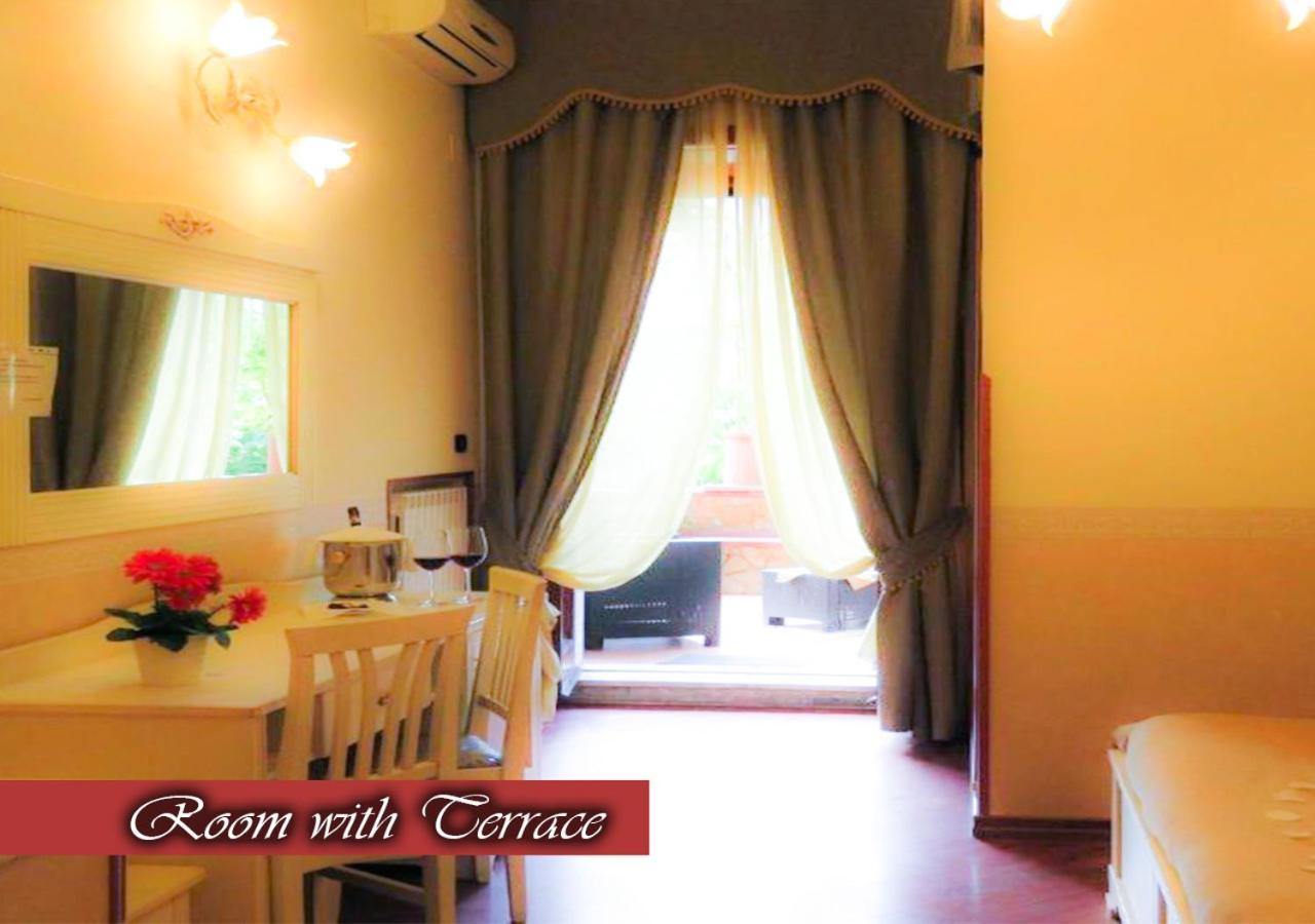 Bed & Breakfast Medea เนเปิลส์ ภายนอก รูปภาพ
