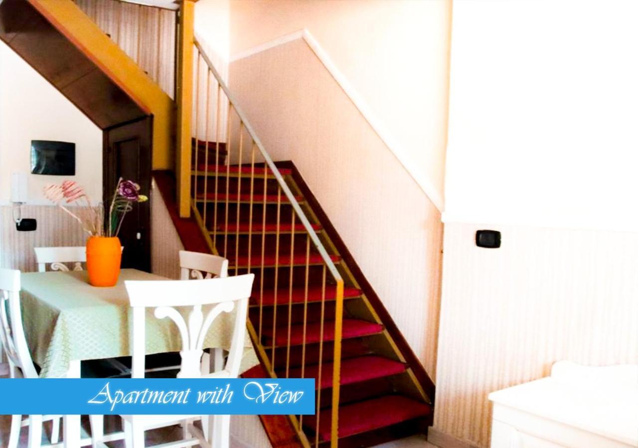 Bed & Breakfast Medea เนเปิลส์ ภายนอก รูปภาพ